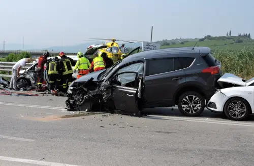 Numeri utili da avere con sé in caso di incidente stradale
